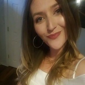 Meet your Posher, Kelley